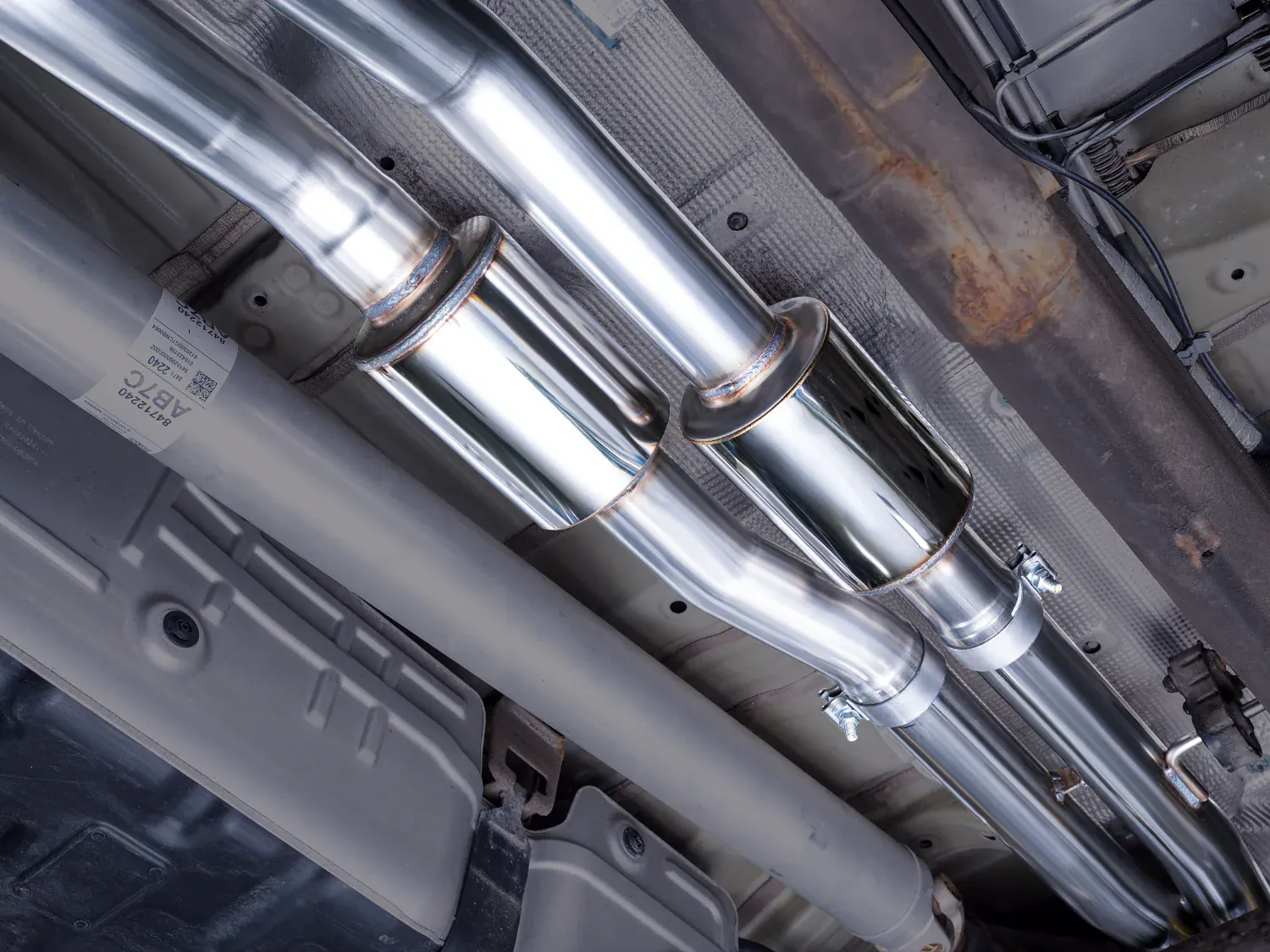 AWE 0FG Exhaust for GMT T1XX Tahoe/Suburban/Yukon/Yukon XL 6.2L - Image 21